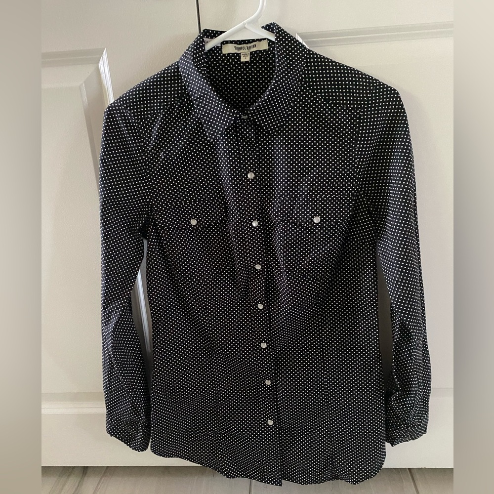 Daniel Rainn shirt